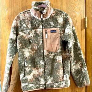 Patagonia Classic Retro-X Fleece Jacket, Women’s size med